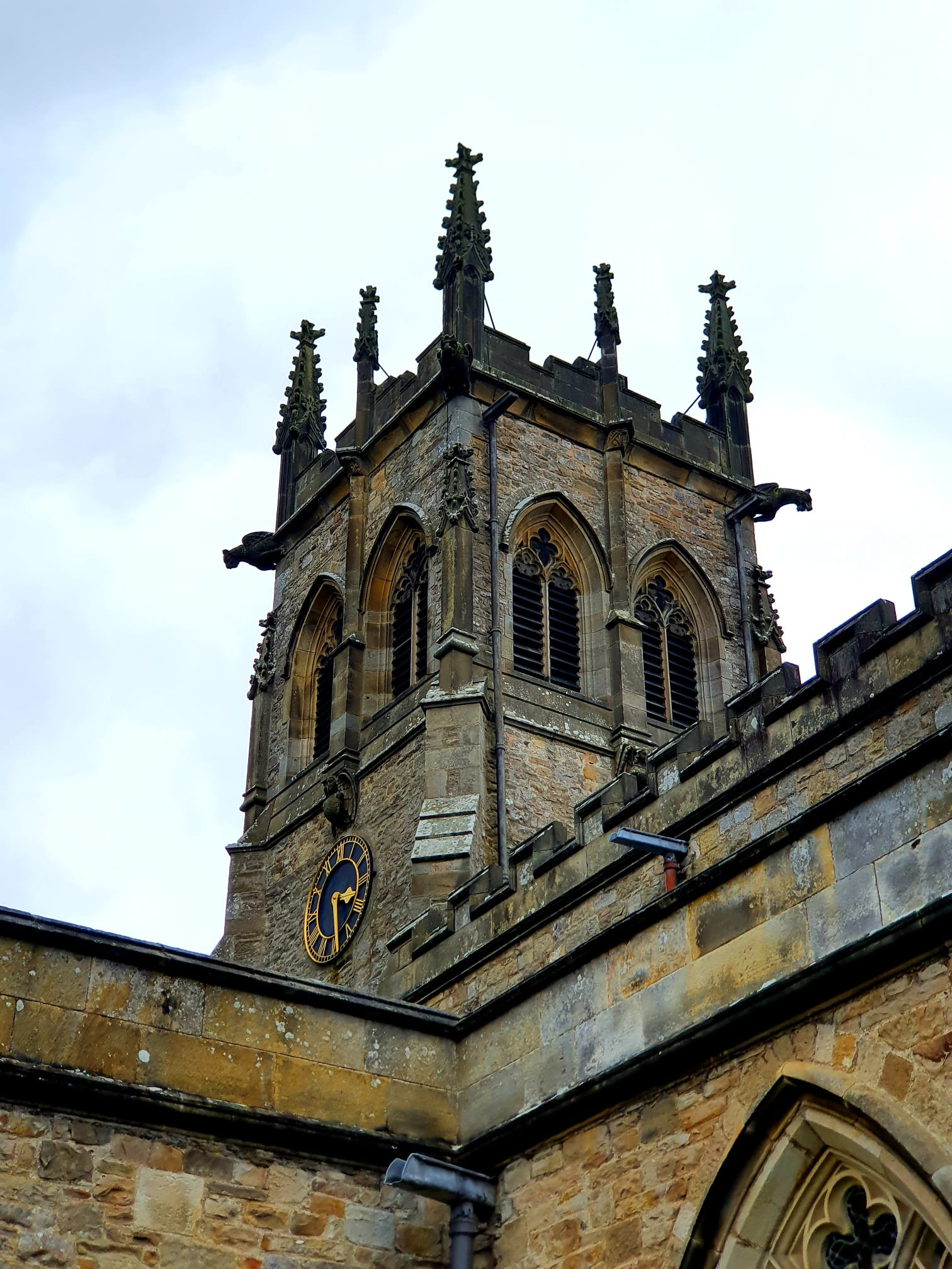 WhatsApp Image 2025 11 20 at 18.44.59