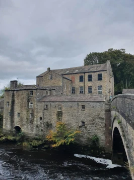 WhatsApp Image 2025 11 20 at 18.45.00 (1)