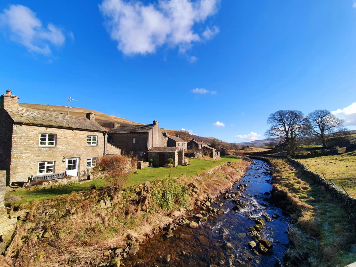 WhatsApp Image 2025 03 26 at 14.03.12 (1)